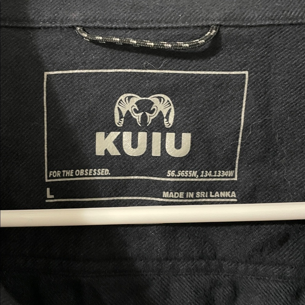 KUIU Navy Men’s Like New Wool Cotton Blend Button-Up Long Sleeve Textured Large - Picture 2 of 12
